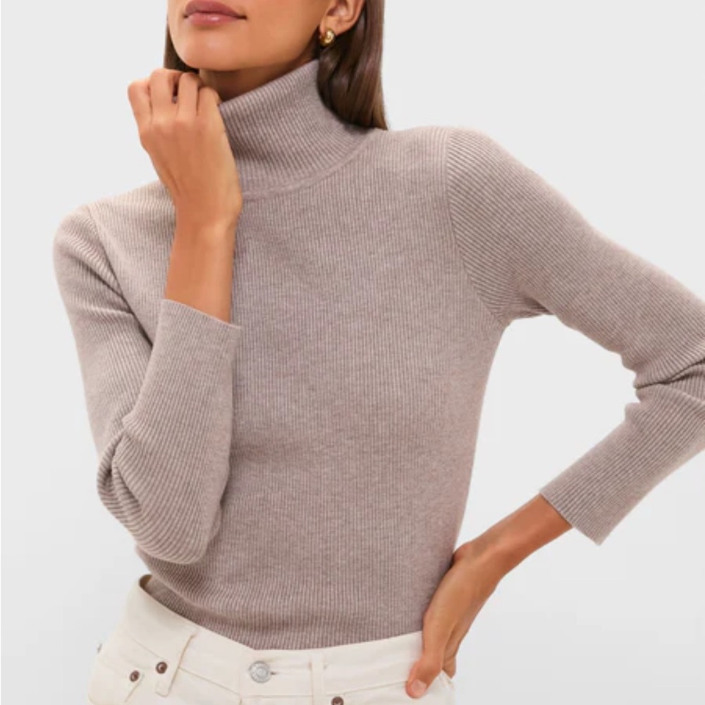 Pomander Place, XS Oat Ribbed Turtleneck